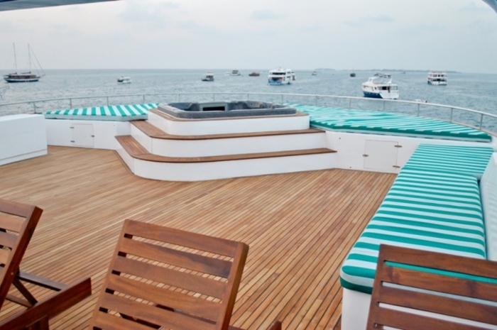 Верхняя палуба